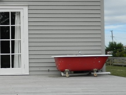 red outdoor bath